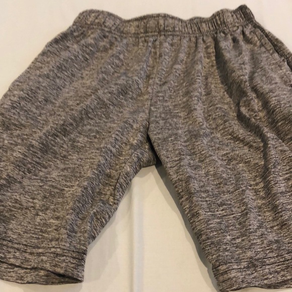 Shorts - Picture 1 of 2